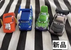 新品　カーズ ミニカー暴走族4台セット DJ　ブースト　ウィンゴ　スノットロッド