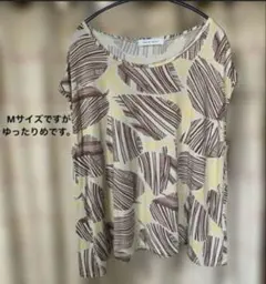 AZULBYMOUSSY 半袖カットソーMサイズ　リーフ柄ベージュ系