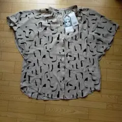 新品☆タグつき☆SHOO-LA-RUE 半袖ブラウス Lサイズ