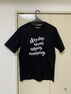 DayDay Seoul Tシャツ
