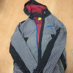 シャカシャカパーカー