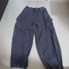 GU　キッズ カーゴパンツ デニム ブラック ウエストゴム　140cm