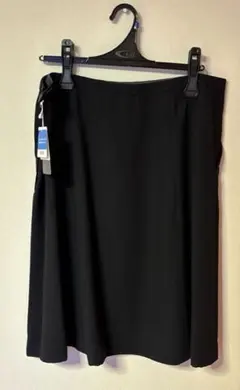 事務服　ENJOY★涼しいフレアスカート　ブラック　19号　未使用　2枚セットのサムネイル