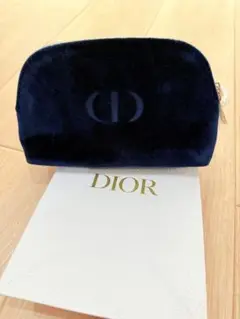 DIOR クリスマス オファー 2023 コスメ ポーチ　新品、未使用