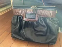 ヴァレンチノ オルランディ Valentino Orlandi鞄のサムネイル