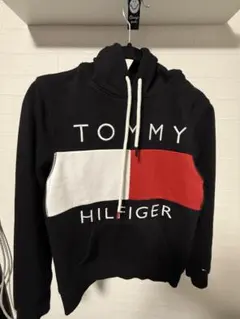 TOMMY HILFIGER フード付きパーカー S/P 黒/白/赤