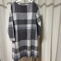 グレー系チェック柄長袖チュニック