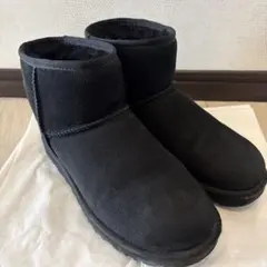 UGG アグ ブラックムートンブーツ クラシックミニII