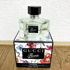 GUCCI 香水 Flora 50ml ほぼ満量 新品同様のサムネイル