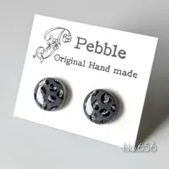 No.656　レジンピアス　ハンドメイド　グレー　ヒョウ柄