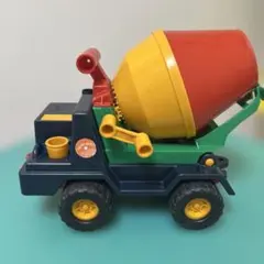 Item thumbnail for item 27fff693-20de-462e-be48-8992c5c90f1e