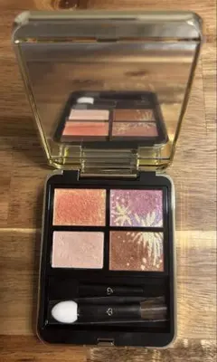 クレドポーボーテ/オンブルクルールクアドリ501 /ホリデーコレクション2023