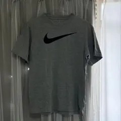 NIKE 半袖Tシャツ グレーのサムネイル