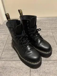 Dr.Martens 厚底 8ホールブーツ