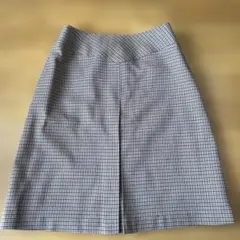 FIRST REVUE スカート　毛素材含　厚手　裏地付　後ファスナー
