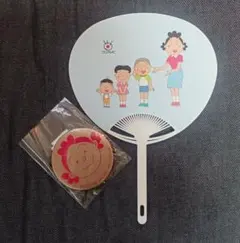 サザエさん うちわ 缶バッジ セットのサムネイル