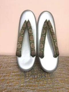 Item thumbnail for item d5bfee71-dc63-403e-9197-cae70a1419f5