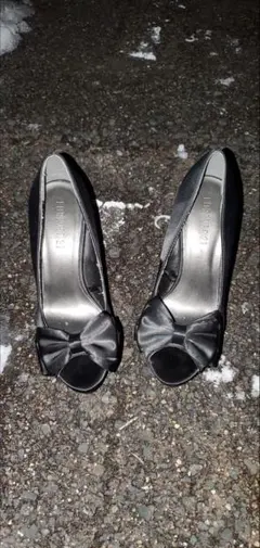 黒 リボン付き オープントゥ ハイヒール