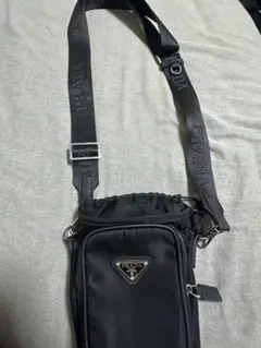 PRADA ナイロン ショルダーバッグ ブラックのサムネイル