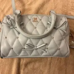 ナイスクラップ　リボンビジュー付きキルティングバッグ　サックス