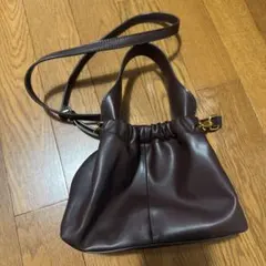 CHARLES & KEITH ショルダーバッグ ダークブラウン