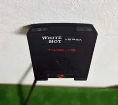 Odyssey White Hot Versa TWELVE パター 左用のサムネイル