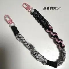 スマホストラップ　パラコード