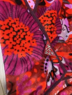 PRADA フラガール柄 ブランケット ブラック タオルケット 美品 - メルカリ