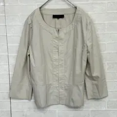 美品　UNTITLED ノーカラージャケット ペプラム　サイズ2 七分袖のサムネイル