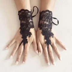【美品】ブラック レース グローブ　指なし手袋