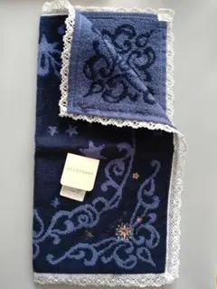 ジルスチュアート　タオルハンカチ　ネイビー