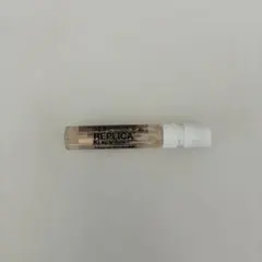 レプリカ　オードトワレ　オン ア デート　2mlのサムネイル