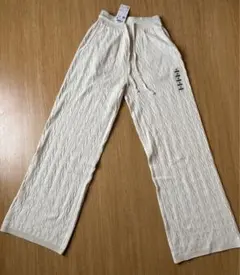 新品未使用★ユニクロ　ウォッシャブルニットケーブルパンツ　ワイドパンツ M