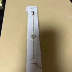 クローバーモチーフ ラインストーン ブレスレット ゴールド