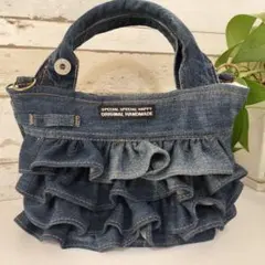 フリルがかわいい♡デニムリメイクバッグ