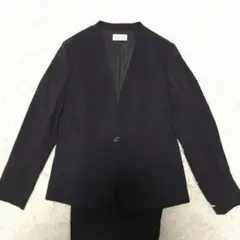 プラステ　パンツスーツ　セットアップ　ノーカラー　カラーレス 総裏　ネイビー