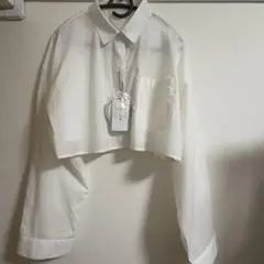 ホワイト クロップド丈シャツ タグ付き