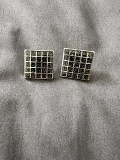 マリークワント ピアス