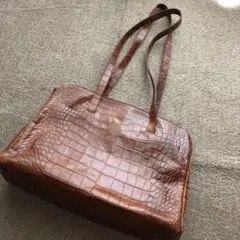 FURLA フルラ 濃茶クロコ型押しレザーバッグ