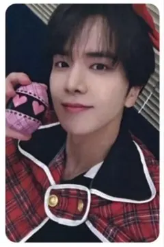 THE BOYZ ヨンフン トレカ a;effect jump up