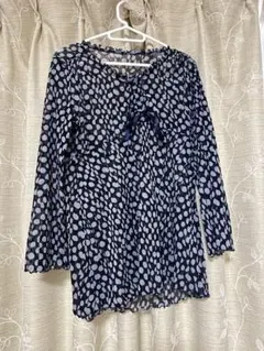 水玉　シアーシャツ