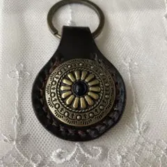 本革 レザーキーホルダー コンチョ ハンドメイド 茶コバ仕上げ