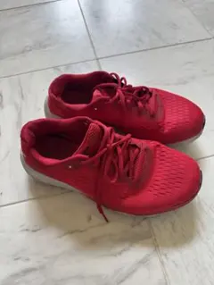 Under Armour シューズ レッド26.5のサムネイル