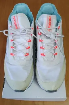 Reebok スニーカー ホワイト ライトブルー 26cmのサムネイル