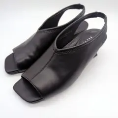 【未使用級‼️】ヒールカップストラップサンダル ブラック レザー