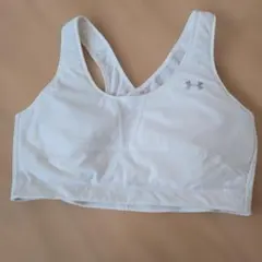 みっちゃんさん専用　Under Armour スポーツブラ ホワイトのサムネイル