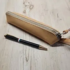 Item thumbnail for item 660f5b6c-8a3a-4c6b-ad00-91966d94f3c7