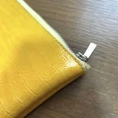 牛皮 イエローポーチ クラッチバッグ