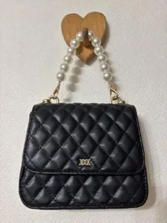 NICE CLAUP ノベルティ　ブラック キルティング ショルダーバッグ