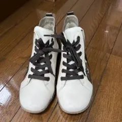 ホワイトレザー ハイカットスニーカー